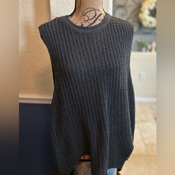 POL Slate Grey Open Knit Scoop Neck Sleeveless Hi-Lo  Sweater Size Large - Picture 7 of 14
